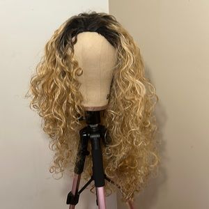 Half wig synthetic long curly blonde